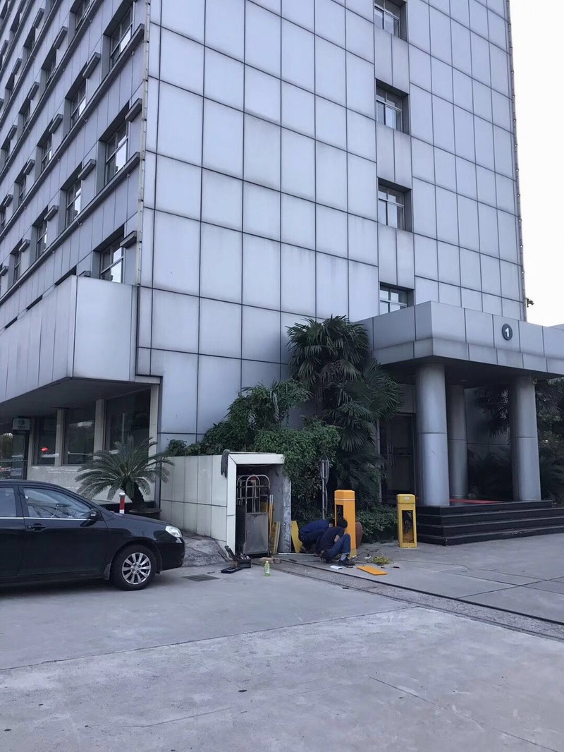 image001.jpg image001.jpg